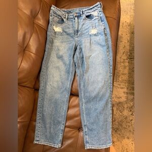 Size 12 Reg. Excellent condition AE Women's Blue Distressed Jeans